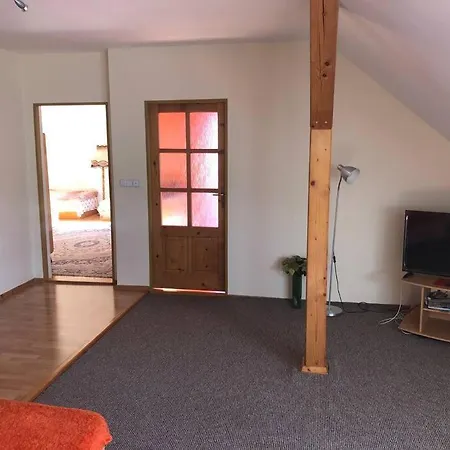 3 Apartment, Pri Lm Kvacany