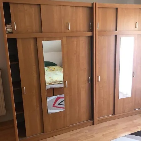3 Apartment, Pri Lm Apartmán *